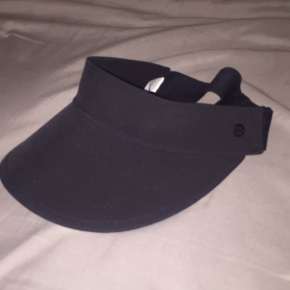 Lululemon visor